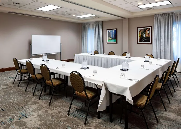 Hilton Garden Chicago O'hare Airport Hotel 3*